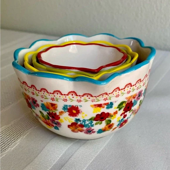 The Pioneer Woman Measuring Cup Set - Picture 3 of 16